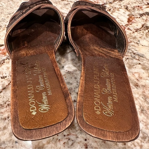𝅺Donald J Pliner heels clogs slip ons espresso bronze metallic western size 8 - Picture 3 of 13
